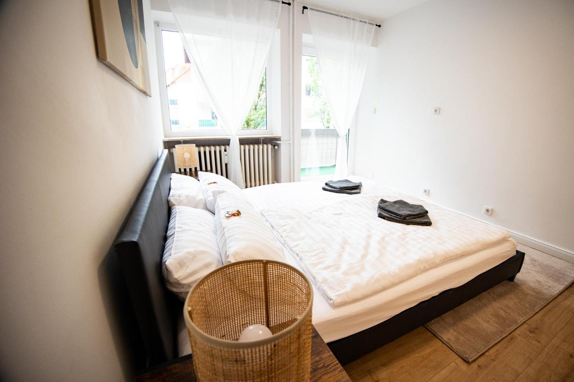 Me Living Bad Pyrmont Innenstadt 10 Meter Balkon Екстериор снимка