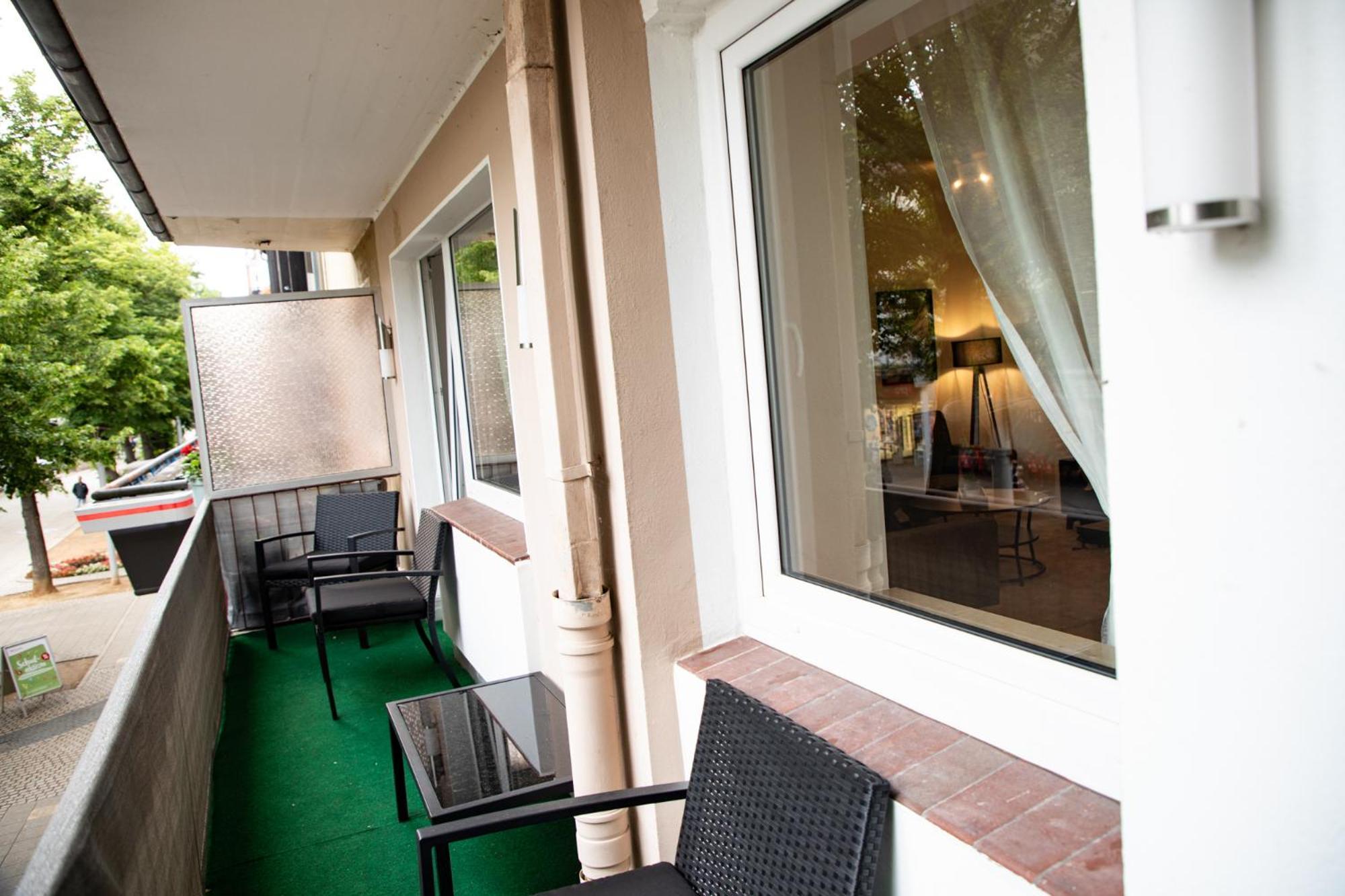 Me Living Bad Pyrmont Innenstadt 10 Meter Balkon Екстериор снимка