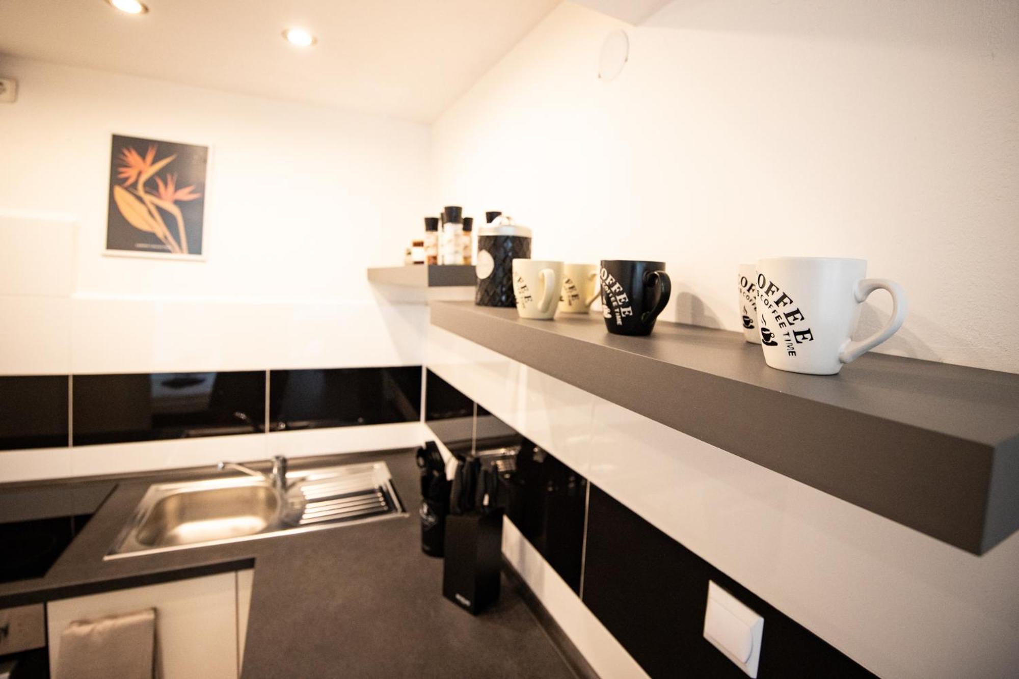 Me Living Bad Pyrmont Innenstadt 10 Meter Balkon Екстериор снимка